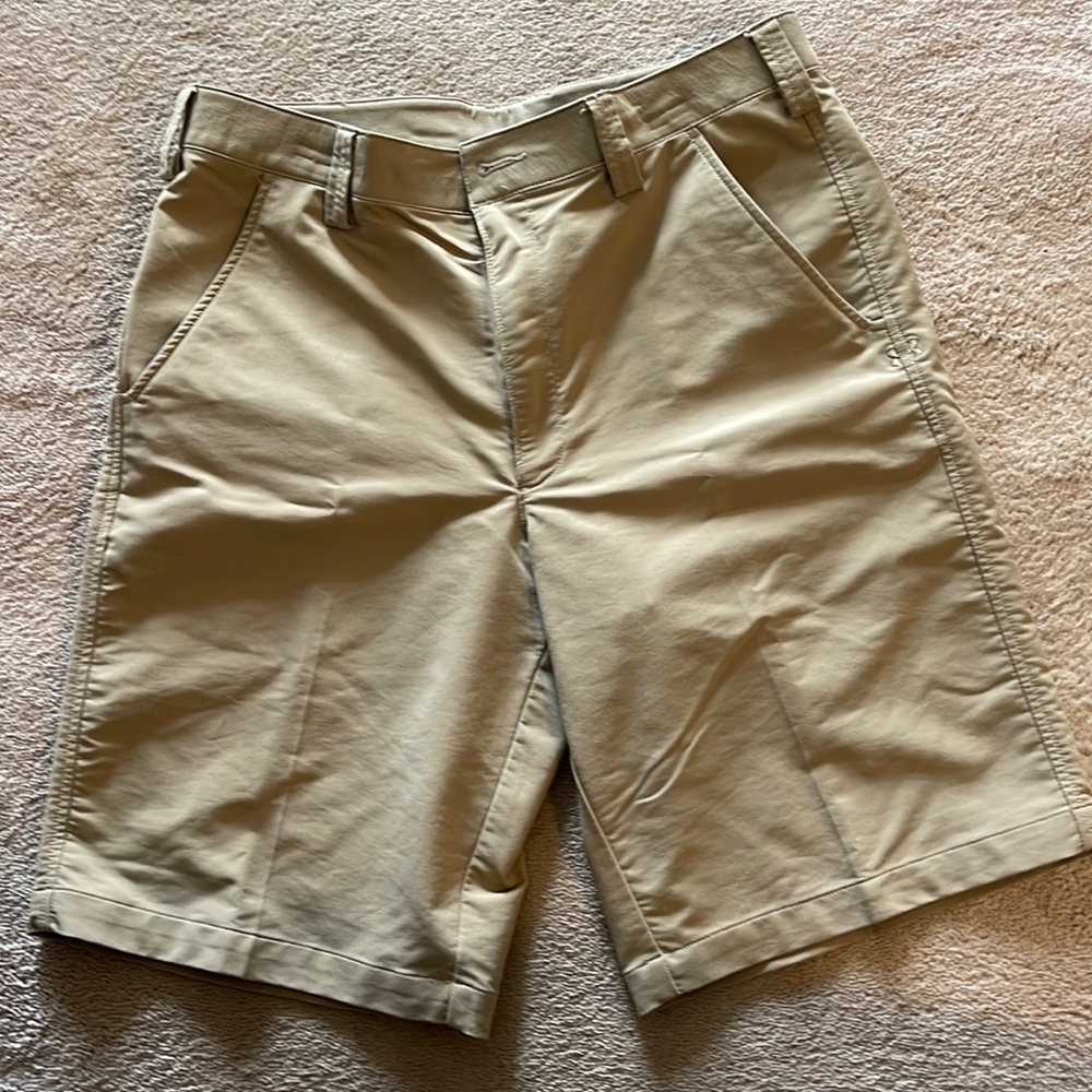 Under Armour golf shorts